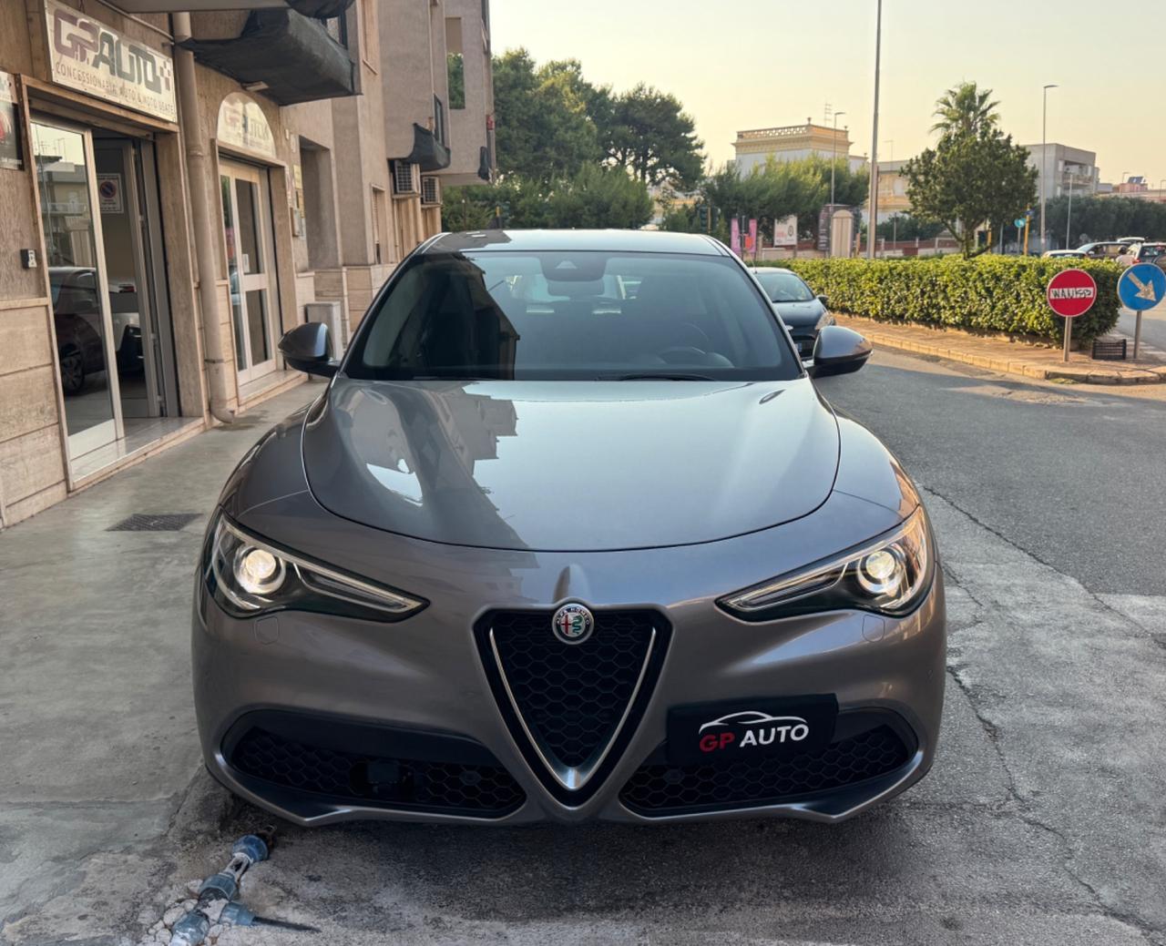 Alfa Romeo Stelvio 2.2 Turbodiesel 160CV Sprint limit