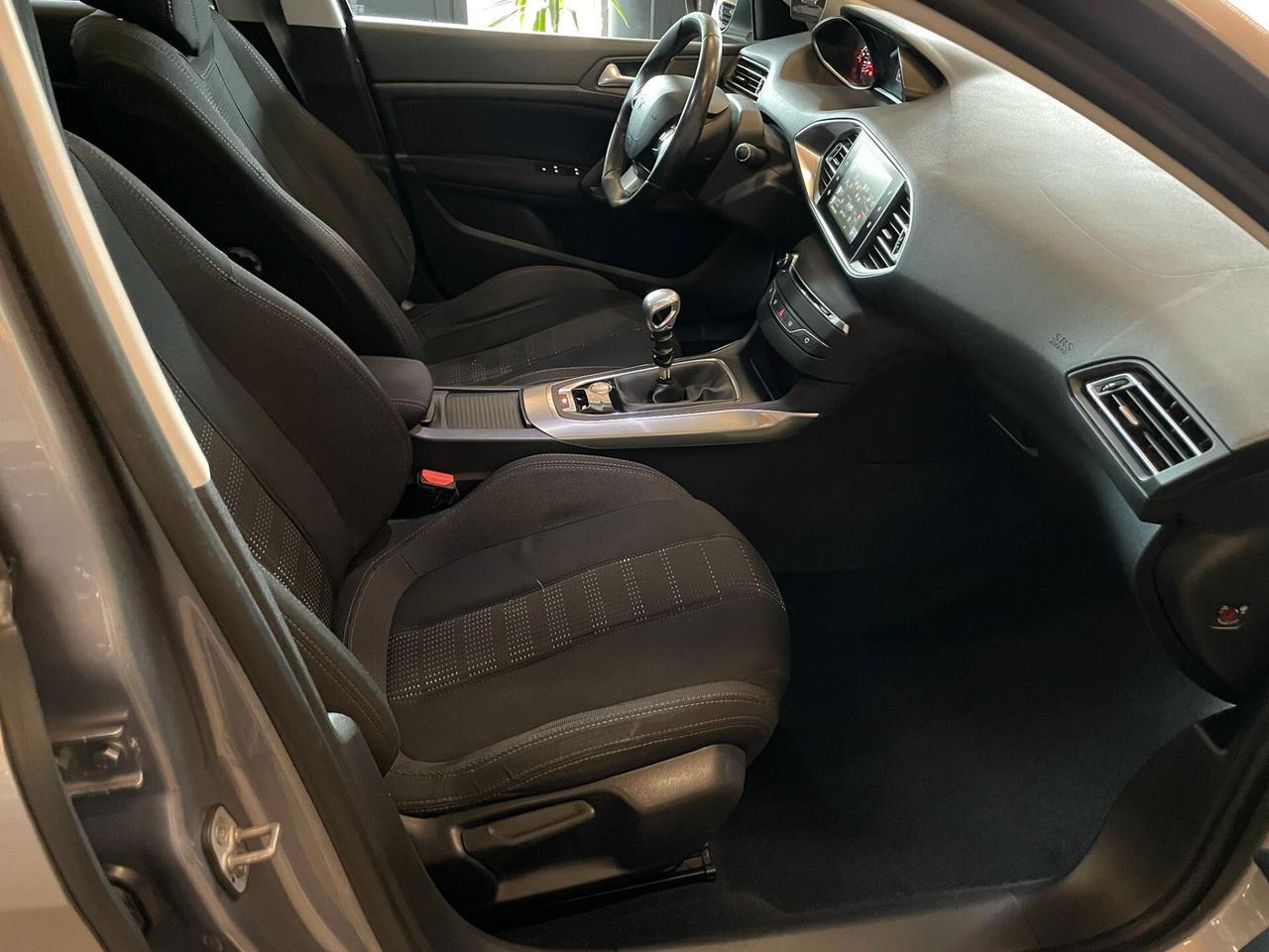 Peugeot 308 BlueHDi 120 S&S SW Active