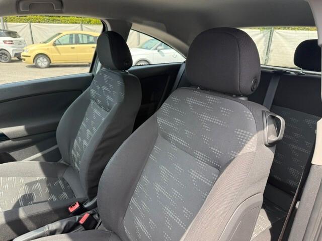Opel Corsa 1.2 85CV 3 porte GPL-TECH Club
