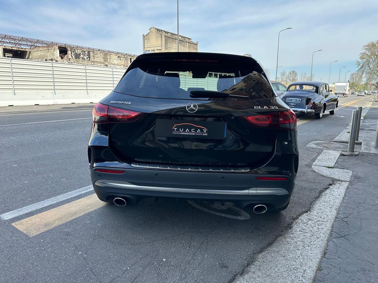 Mercedes-Benz GLA 35 AMG Premium #10246