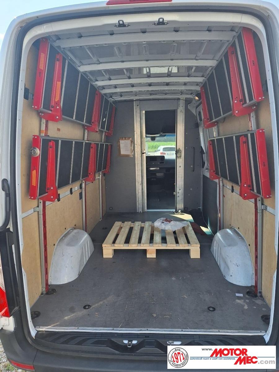 MERCEDES-BENZ Sprinter III 311 RWD 20 cdi F 3735 84kW 114 PS