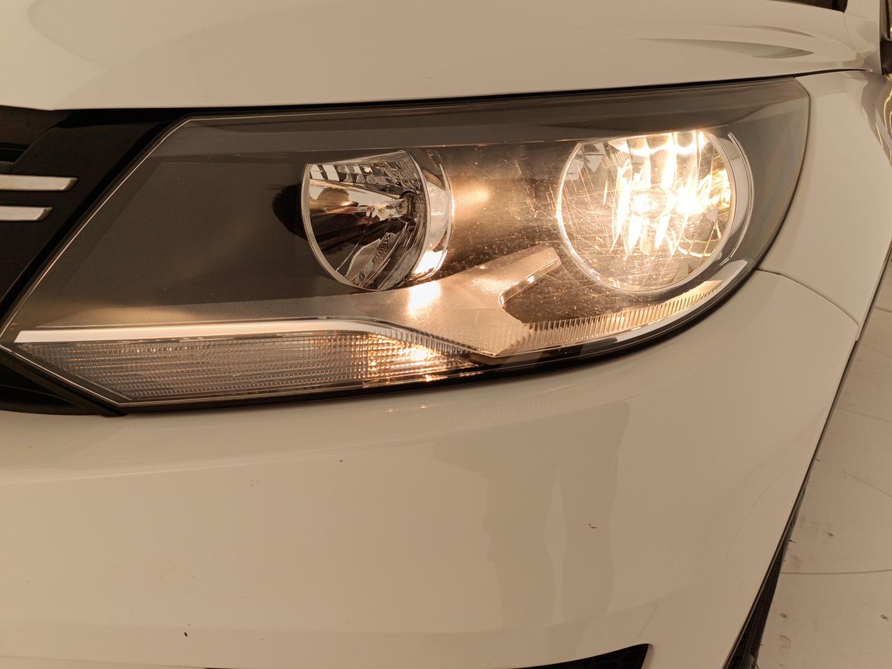 VOLKSWAGEN Tiguan 1ª serie - Tiguan 2.0 TDI 110CV Business Sport & Style BlueMotion Tech.