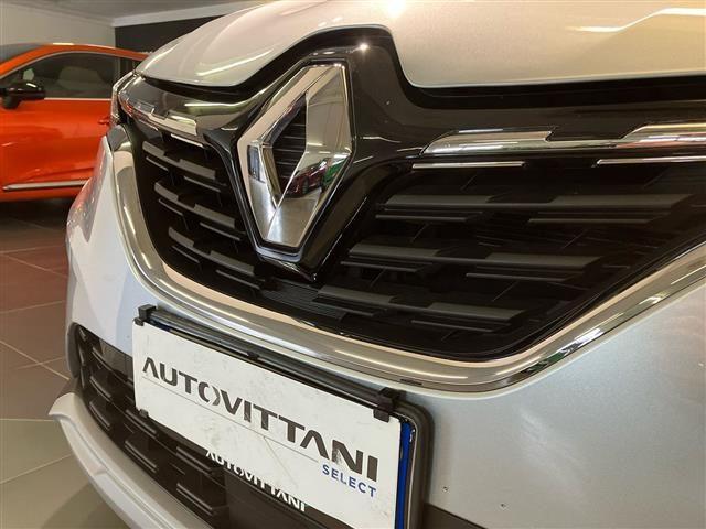 RENAULT Captur 1.6 E-Tech hybrid Intens 145cv auto