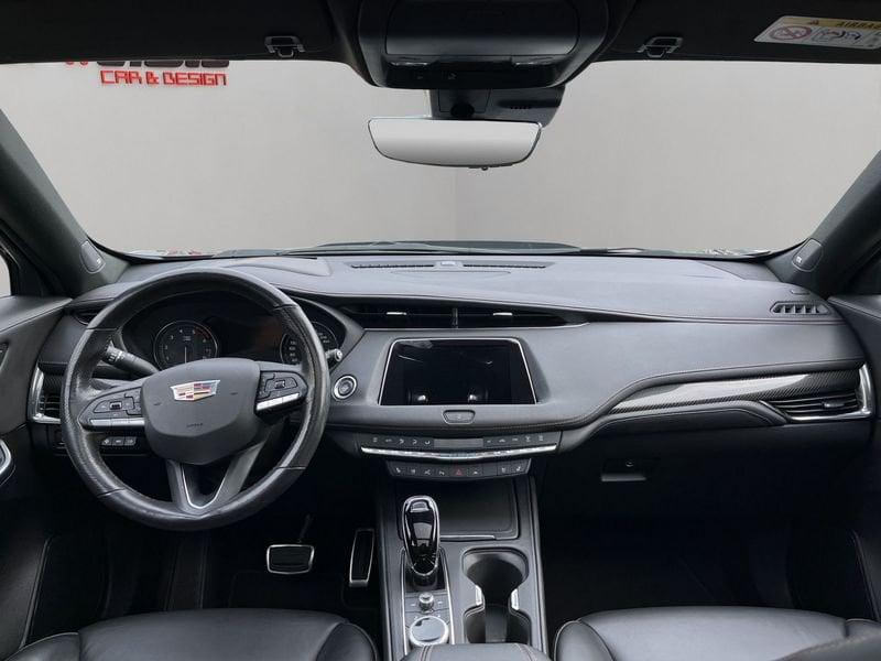 Cadillac XT4 XT4 2.0 td Sport awd auto