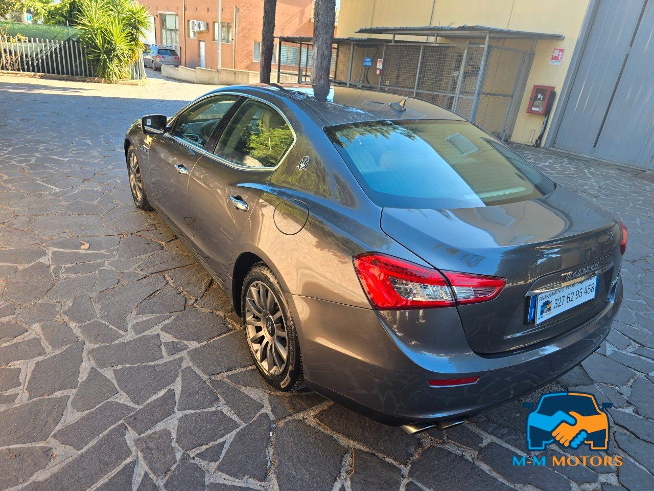 Maserati Ghibli 3.0 V6 ds 250cv auto