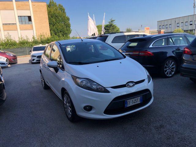 FORD Fiesta + 1.4 TDCi 70CV 5 porte