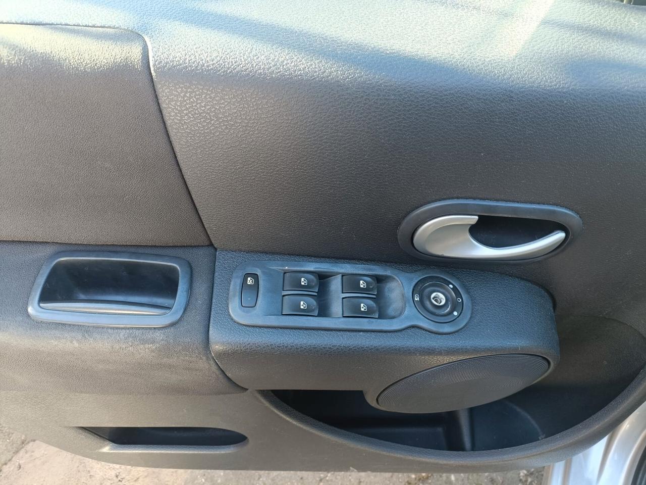 Renault Modus 1.2 16V Expression