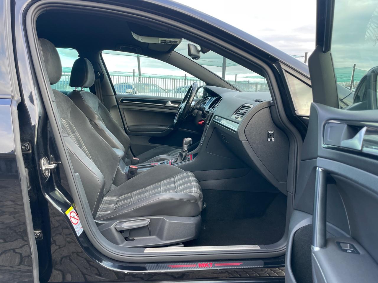 Volkswagen Golf GTD 2.0 TDI DSG 5p. BlueMotion Technology