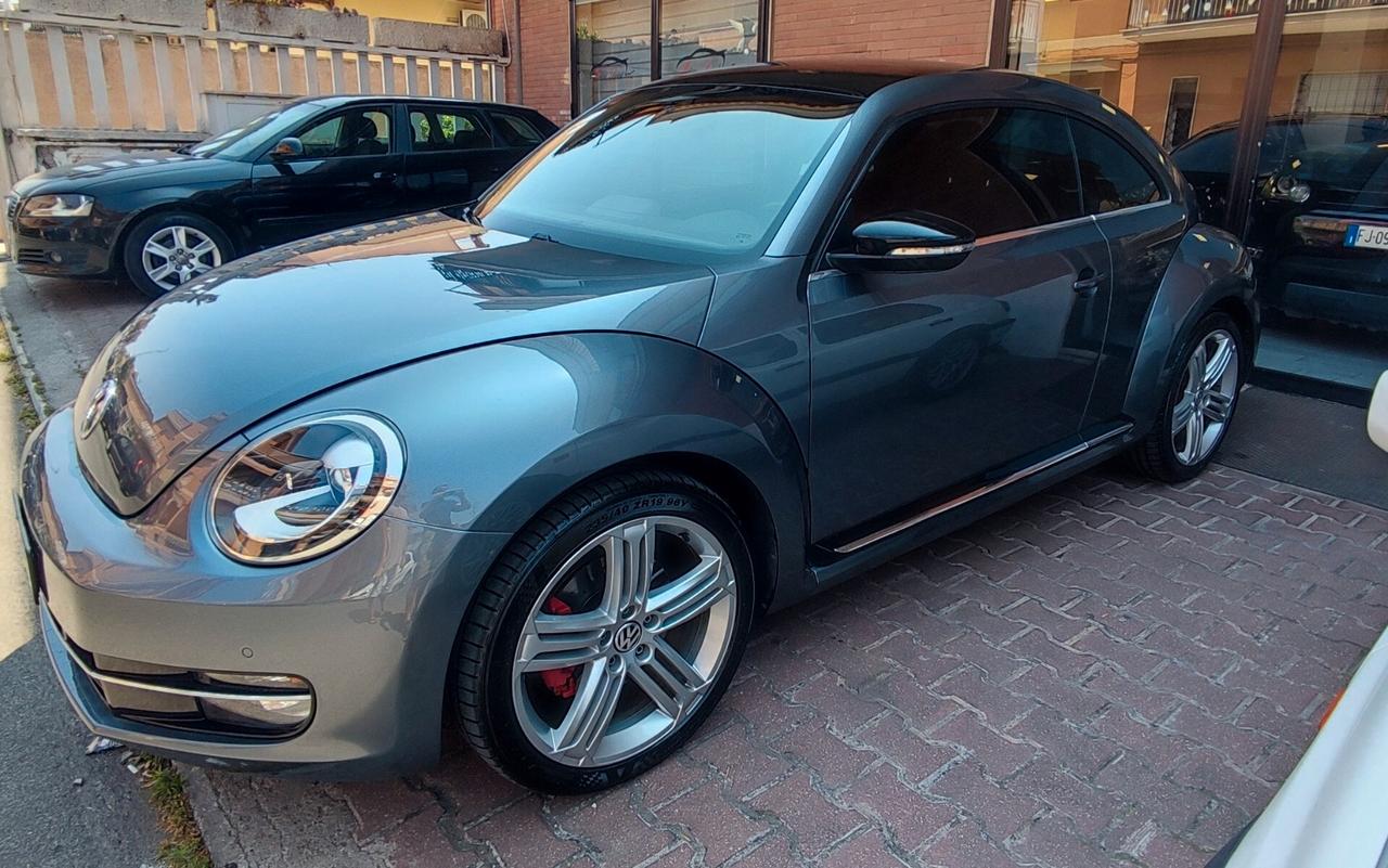 Volkswagen Maggiolino 2.0 TSI DSG Sport