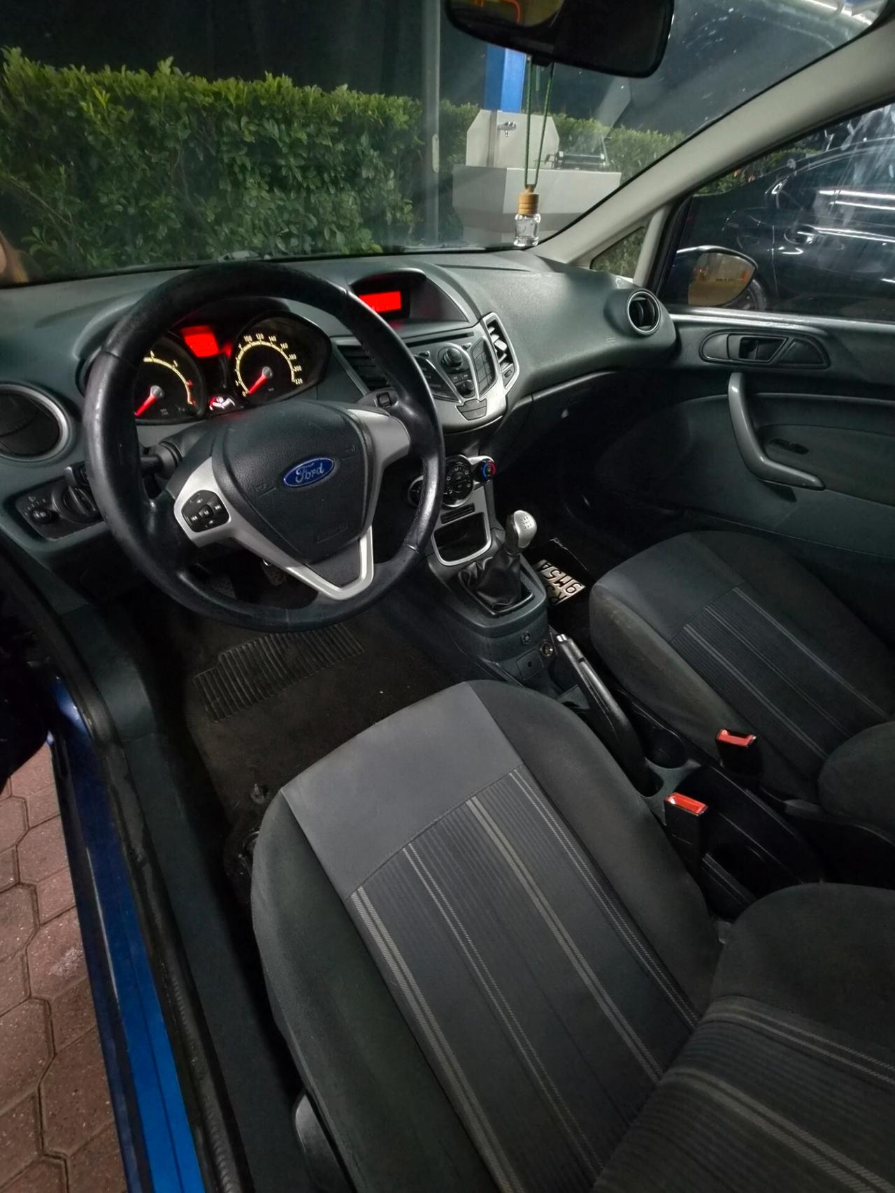 Ford Fiesta 1.4 3 porte Bz.- GPL Titanium