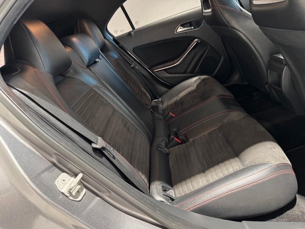 Mercedes-benz A 200 d Automatic 4Matic Premium