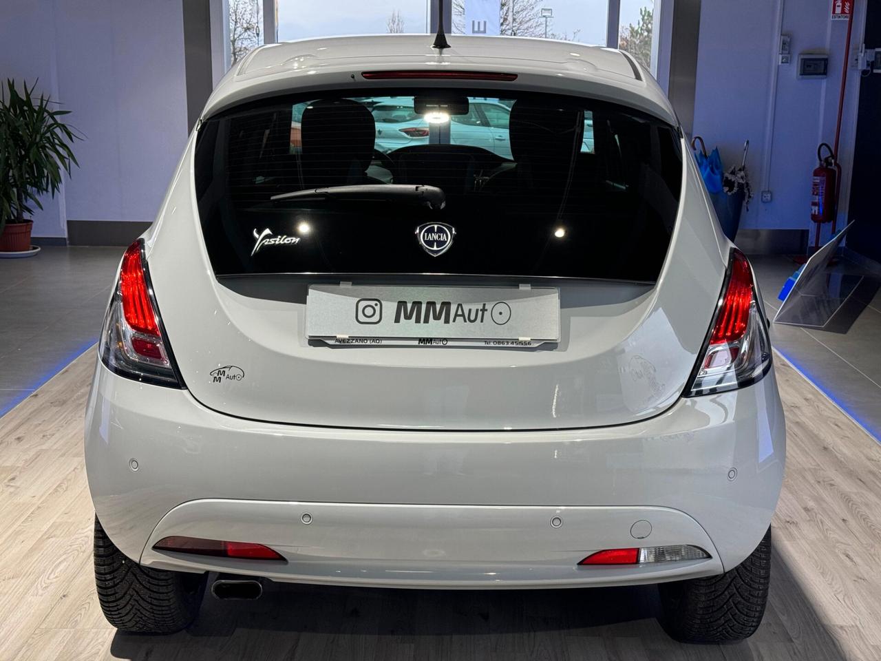 Lancia Ypsilon 1.2 69 CV 5 porte Mya