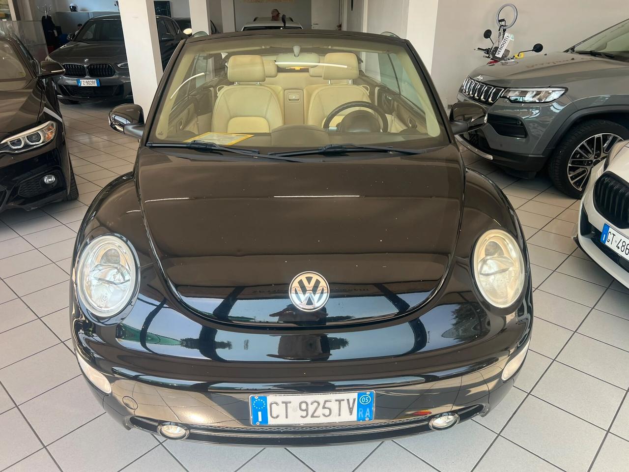 Volkswagen New Beetle 1.6 Cabrio
