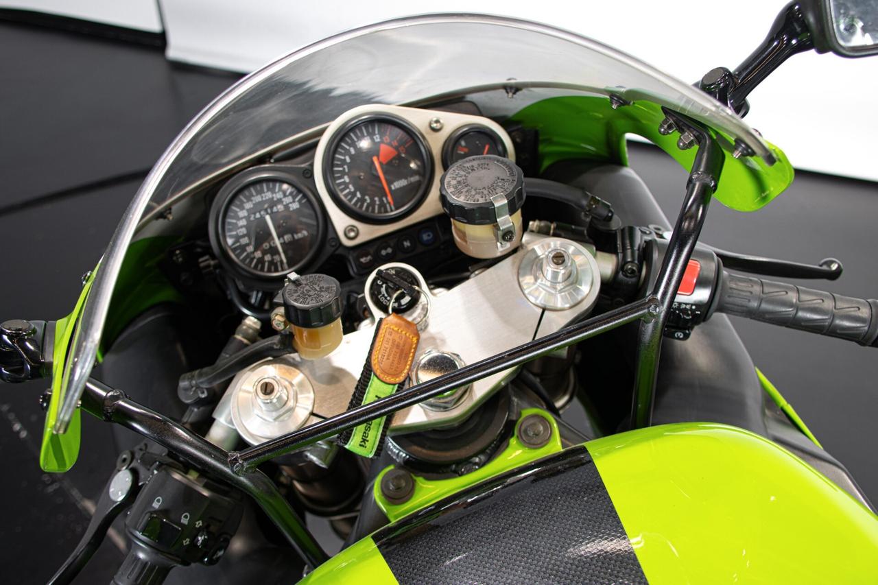 1999 KAWASAKI ZX-7R NINJA KAW00255