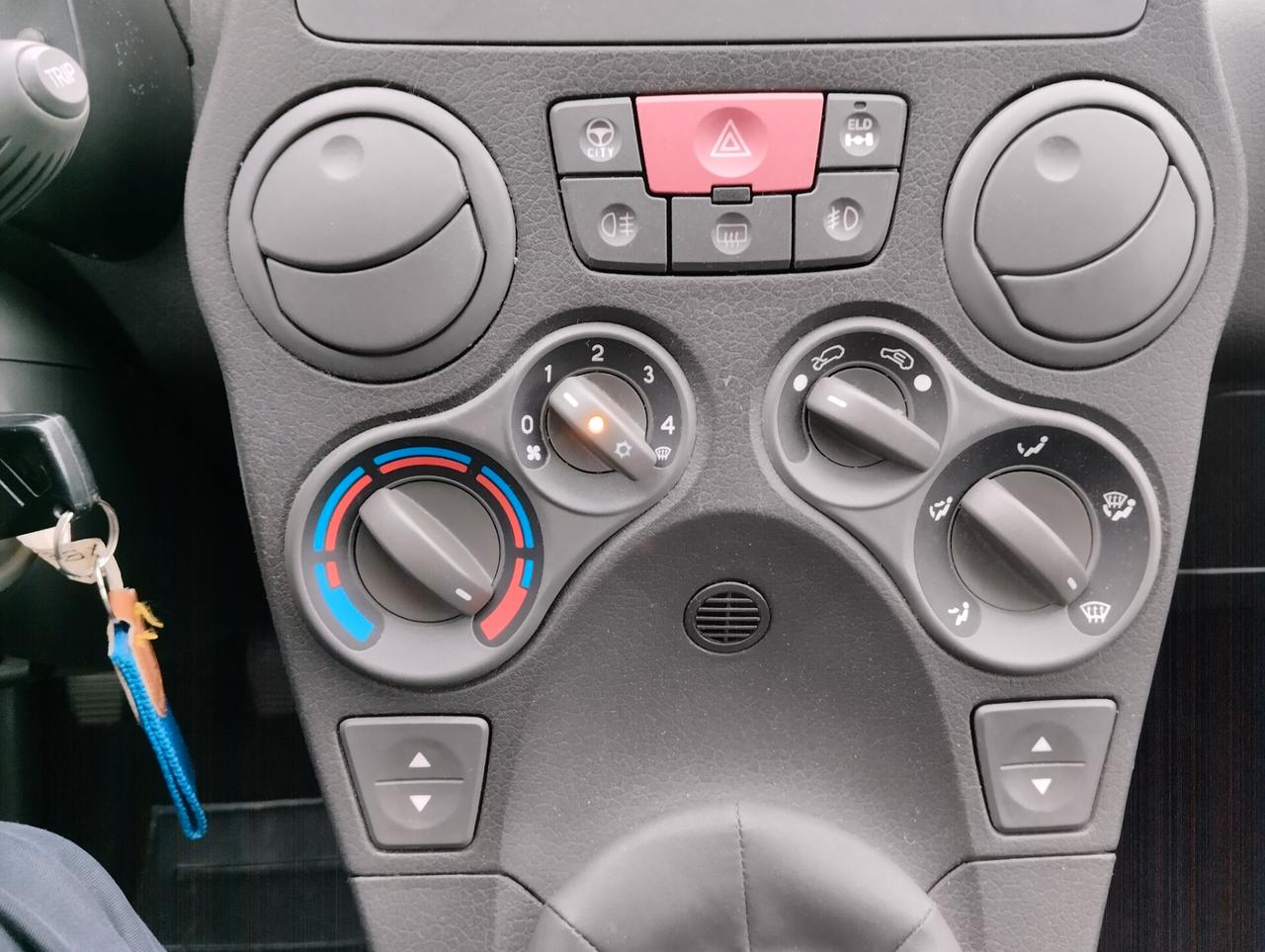 Fiat Panda 1.3 MJT 16V DPF 4x4 Climbing