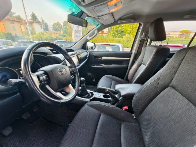 TOYOTA Hilux 2.4d150cv 4WD GANCIO TRAINO