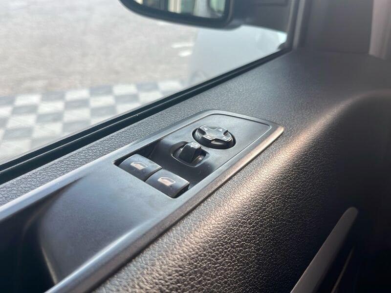 Peugeot Traveller BlueHDi 180 S&S EAT6 Standard Allure