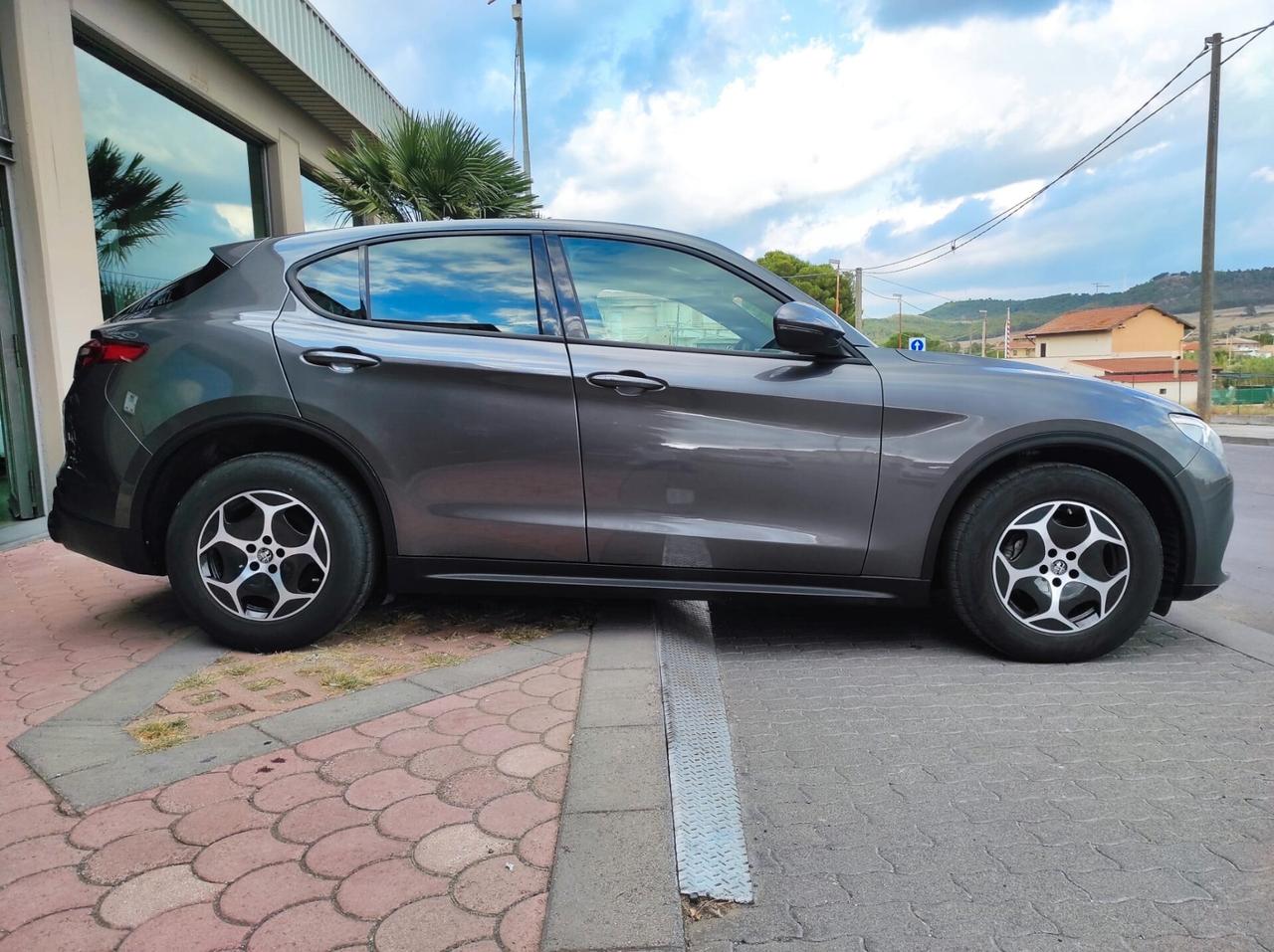 Alfa Romeo Stelvio 2.2 Turbodiesel 190 CV AT8 Q4 Business