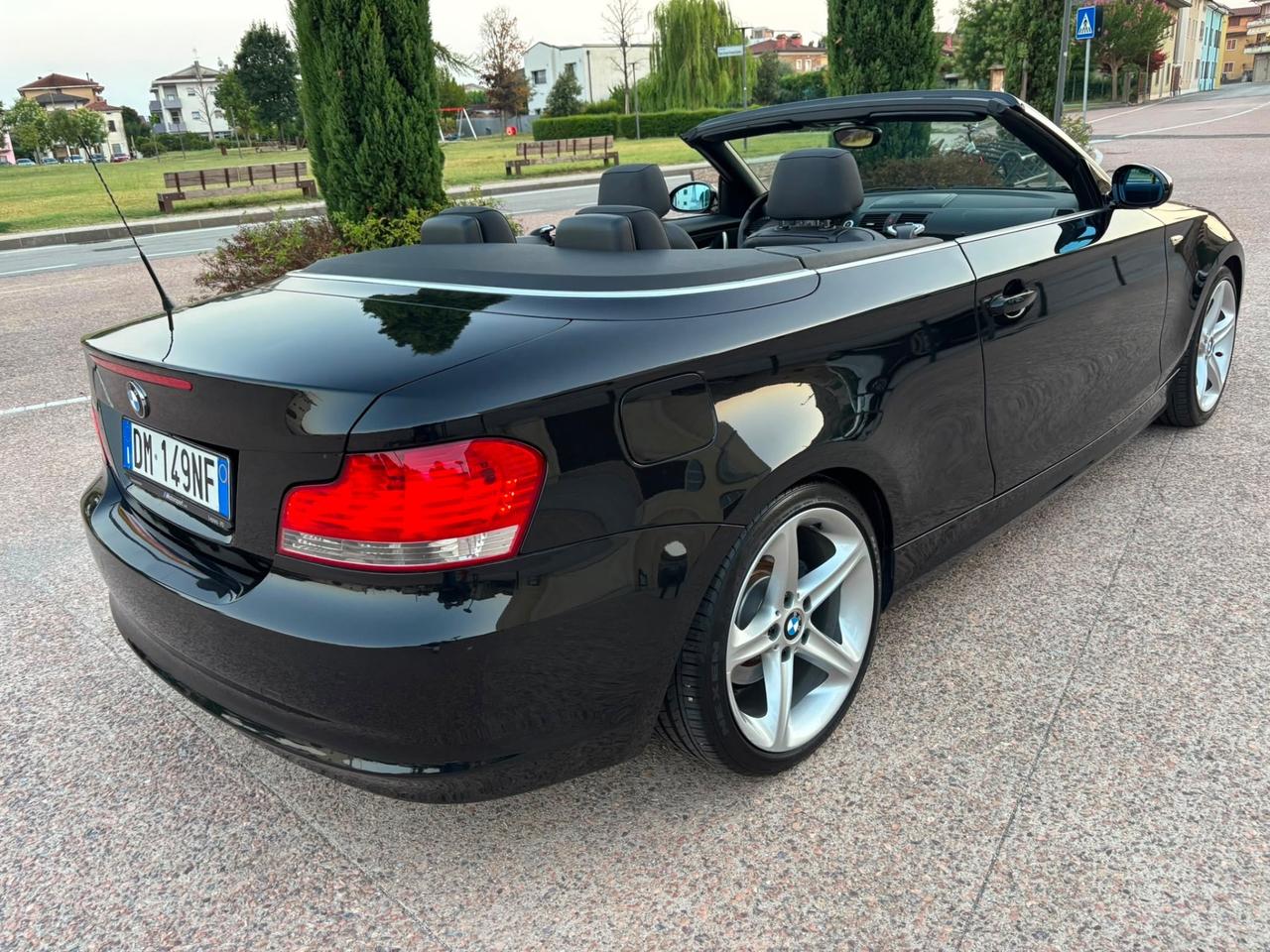 Bmw 120 .2.0 i Cabrio Attiva pronta al uso