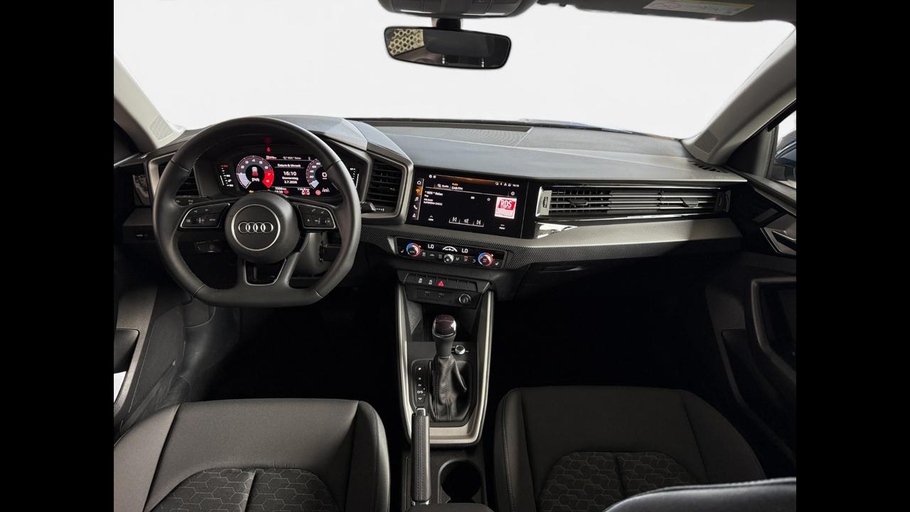 AUDI A1 II 2022 allstreet - A1 allstreet 30 1.0 tfsi Business 116cv s tronic