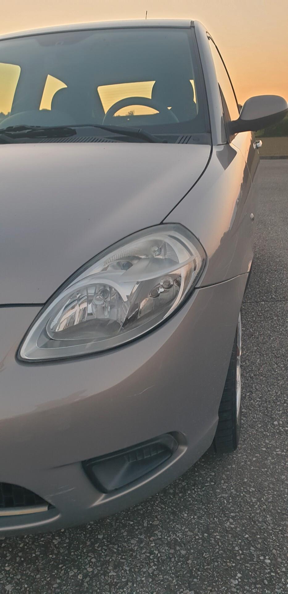 LANCIA YPSILON 1.4 16V ORO
