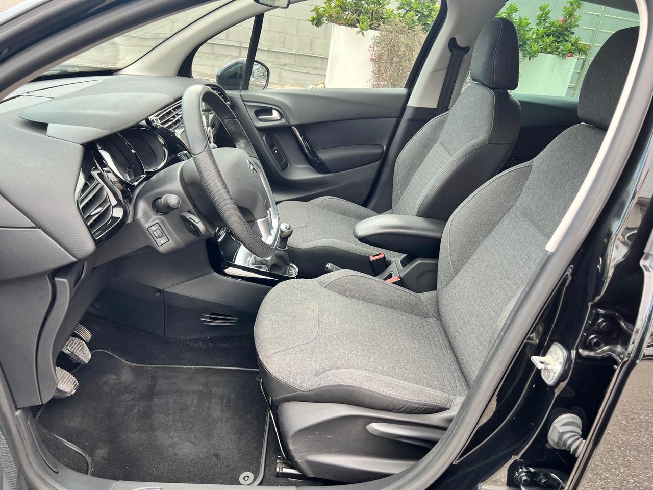Citroen C3 1.6 bluehdi Exclusive 75cv NAVI/CLIMA AUT. PERFET.