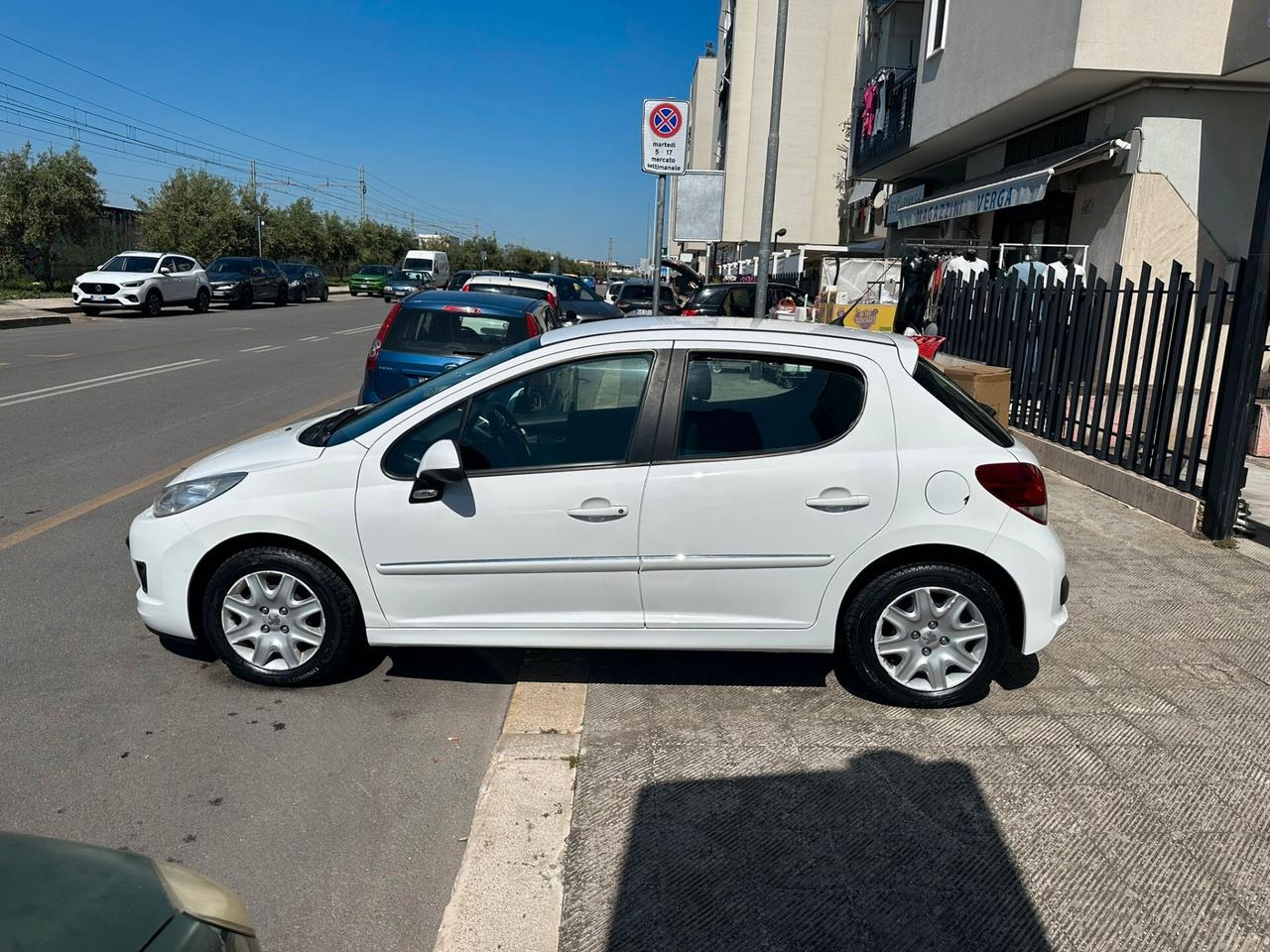 Peugeot 207 1.4 8V 75CV 5p. Energie