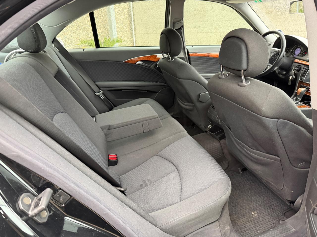 MERCEDES-BENZ E220 CDI 150CV AUTOMATICO GANCIO TRAINO