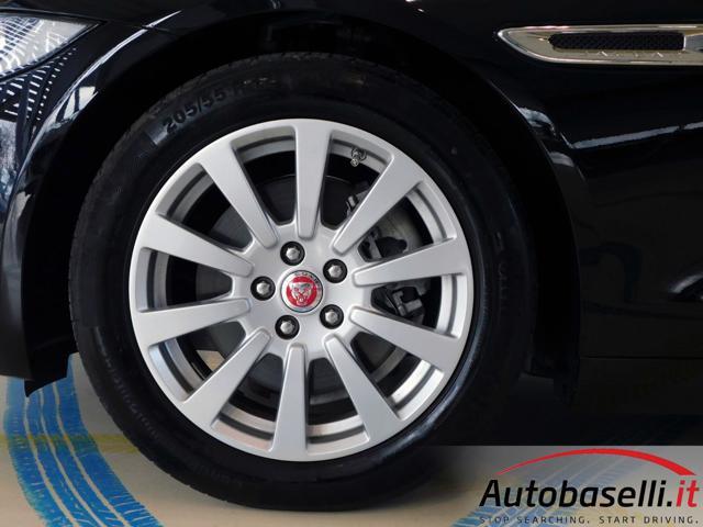 JAGUAR XE 2.0 D TURBO 180CV AUTOMATICA PRESTIGE