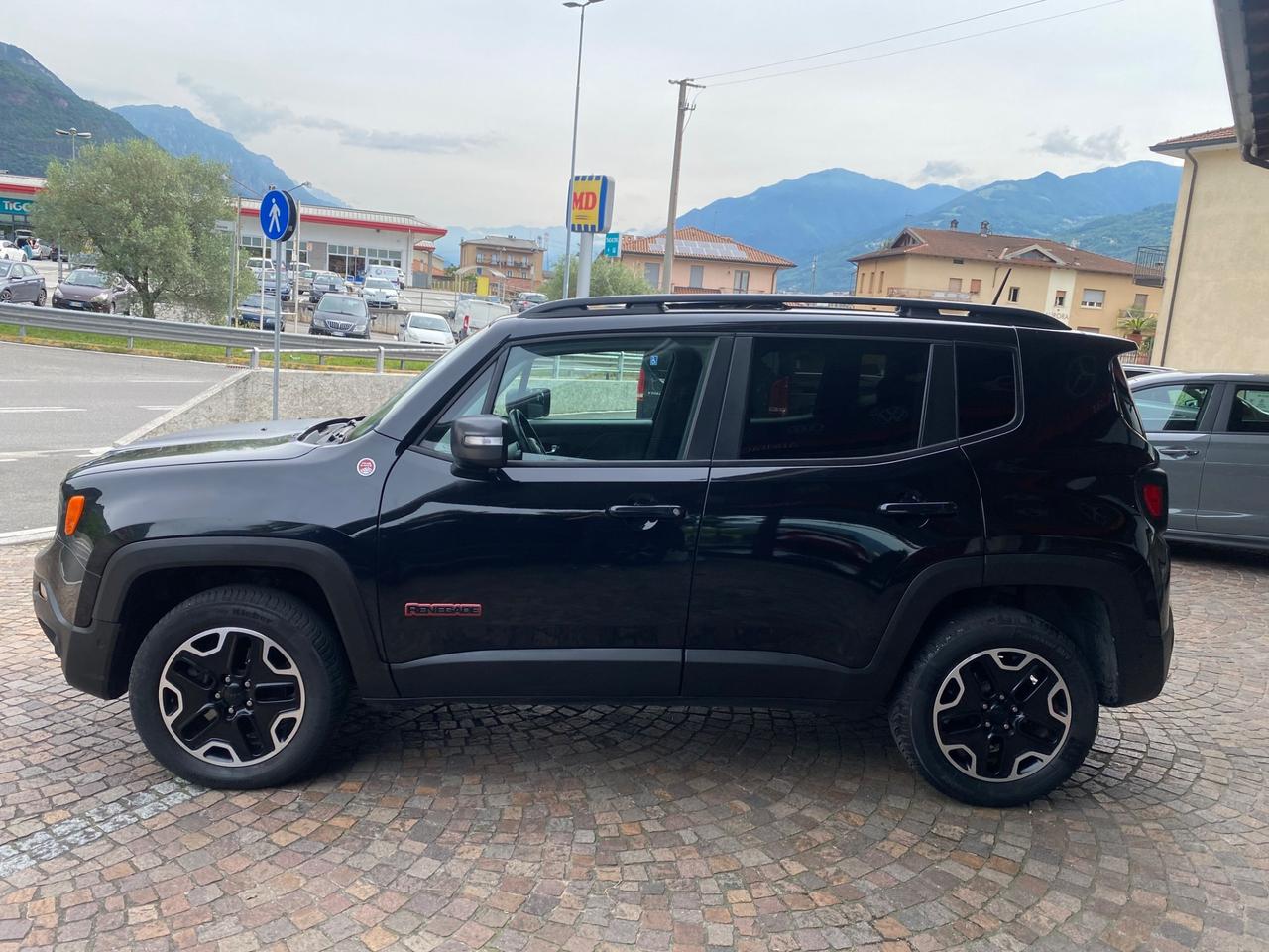 Jeep Renegade 2.0 Mjt 170CV 4WD Active Drive Low Trailhawk