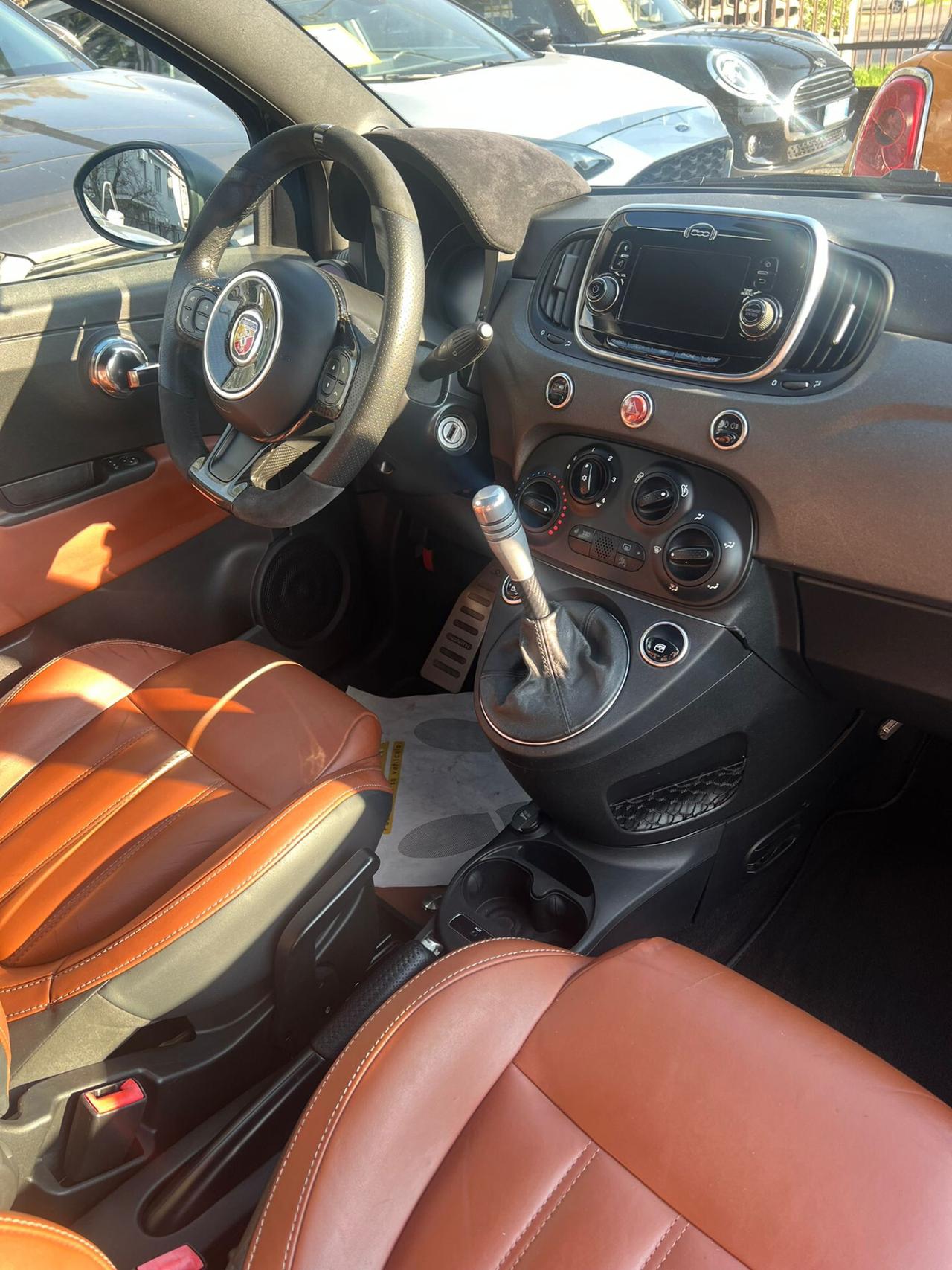 Abarth 595 1.4 Turbo T-Jet 180 CV Competizione