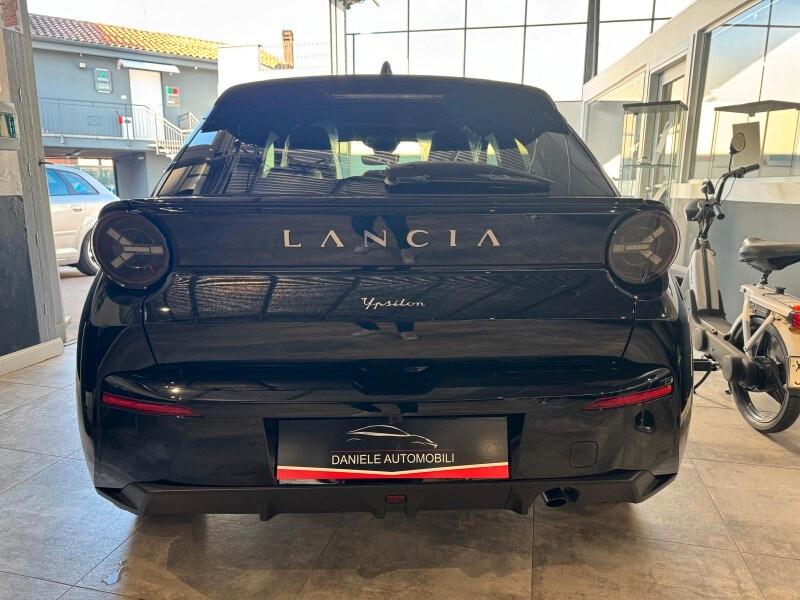 LANCIA Ypsilon 4ª serie Ypsilon Hybrid e-DCT LX