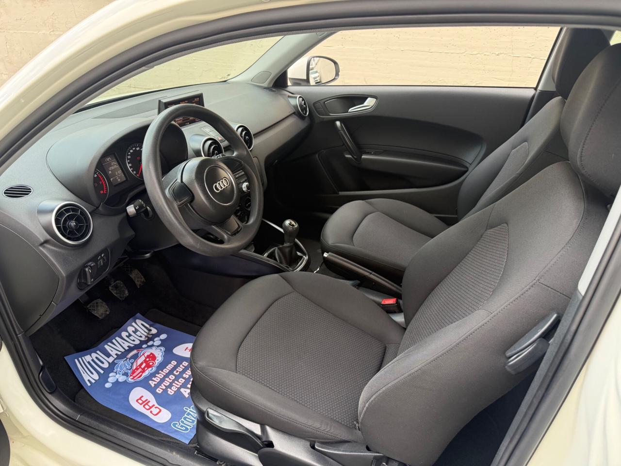 Audi A1 1.2benzina - 2013