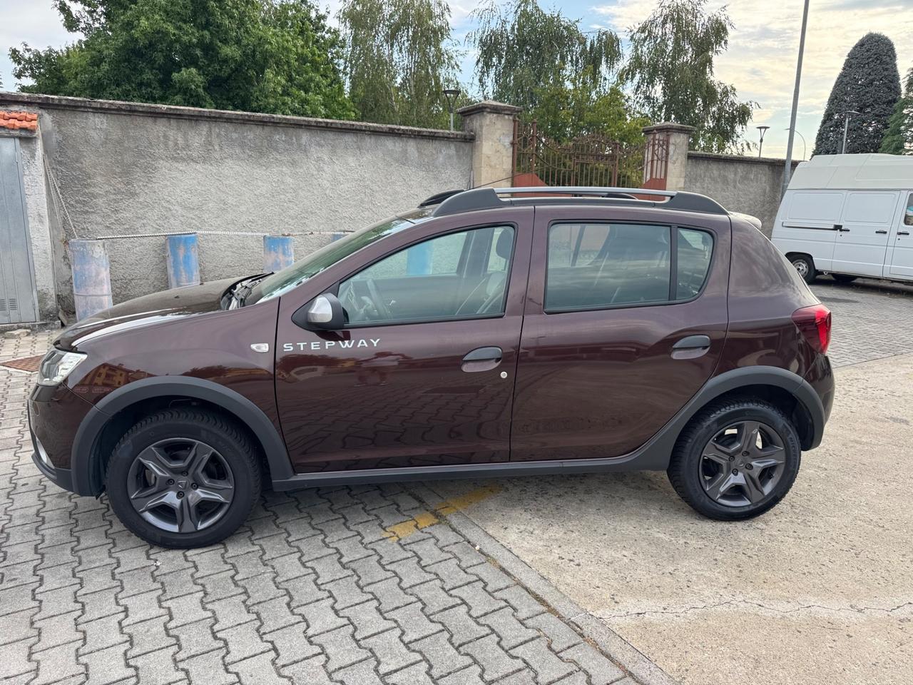 Dacia Sandero Stepway 0.9 TCe 12V TurboGPL neopatentati