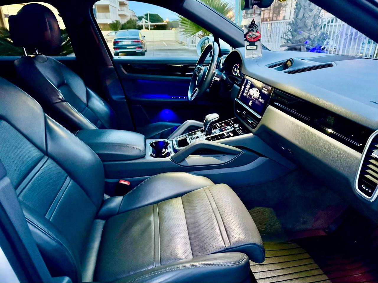 PORSCHE CAYENNE 3.0 462cv E-HYBRID FULL (PERMUTO)