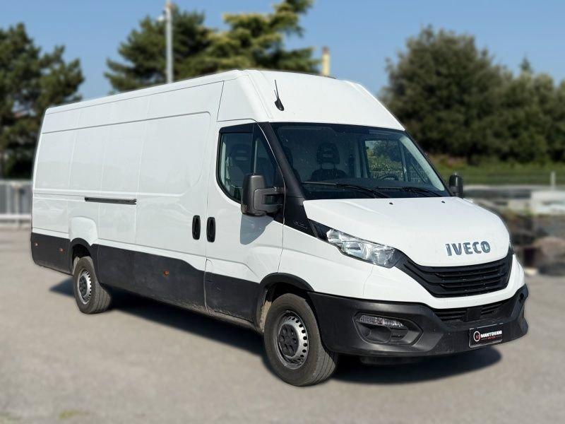 Iveco Nuovo DAILY 22 35s 16v 2.3 htp plm-tm FURGONE ** PREZZO + IVA **