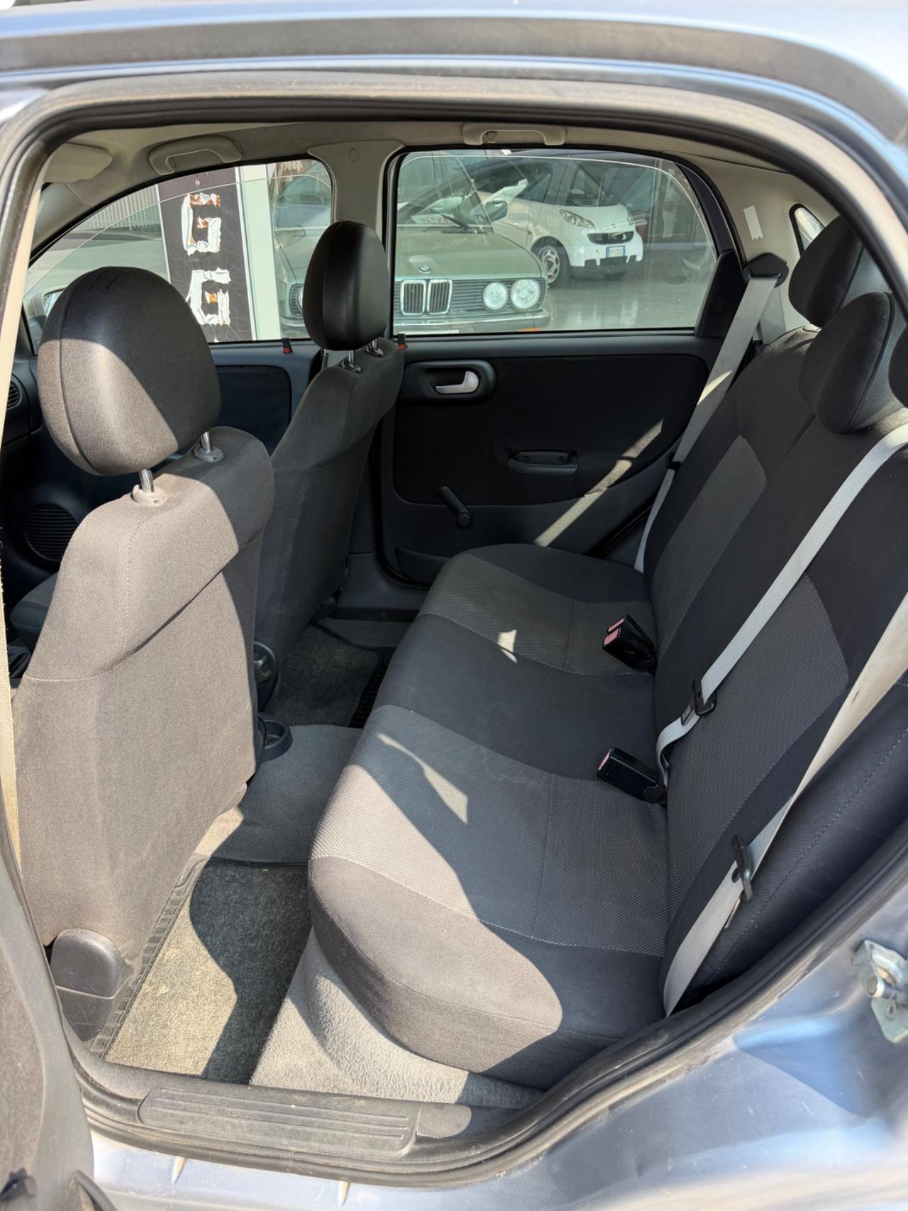 Opel Corsa 1.2i 16V cat 5 porte Enjoy