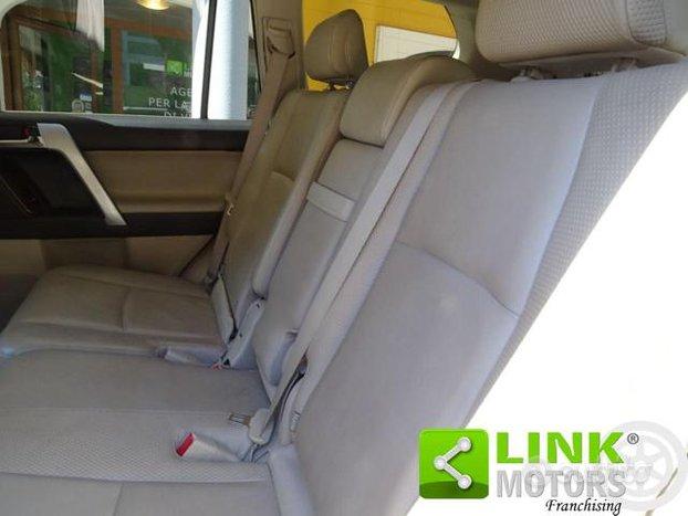 LINK MOTORS: TOYOTA LAND CRUISER 3.0 D4-D WAGON