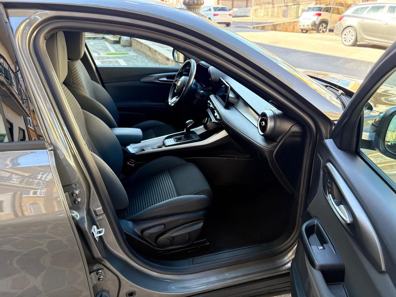 Alfa Romeo Tonale MY24 HYBRID 130 CV Sprint FULL