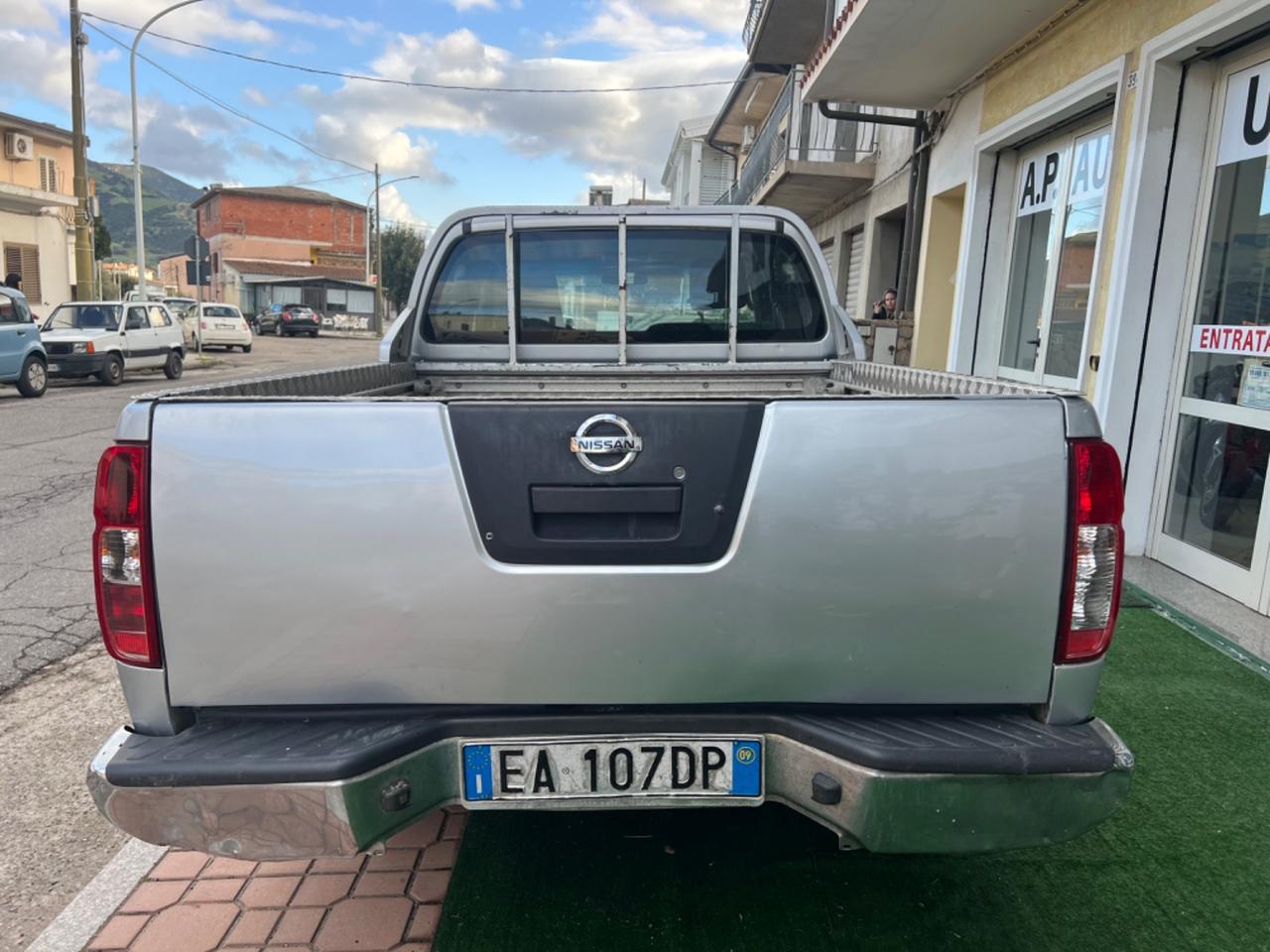 Nissan Navara 2.5 dCi 2 porte King Cab Sport