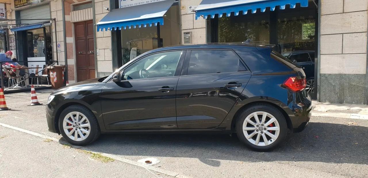 Audi A1 1.0 TFSI ultra S tronic Sport 26.000 KM