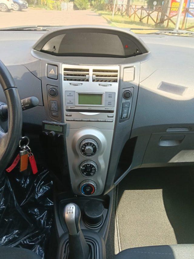 TOYOTA Yaris 1.3 5 porte Sol *uniproprietario* km 79000!!
