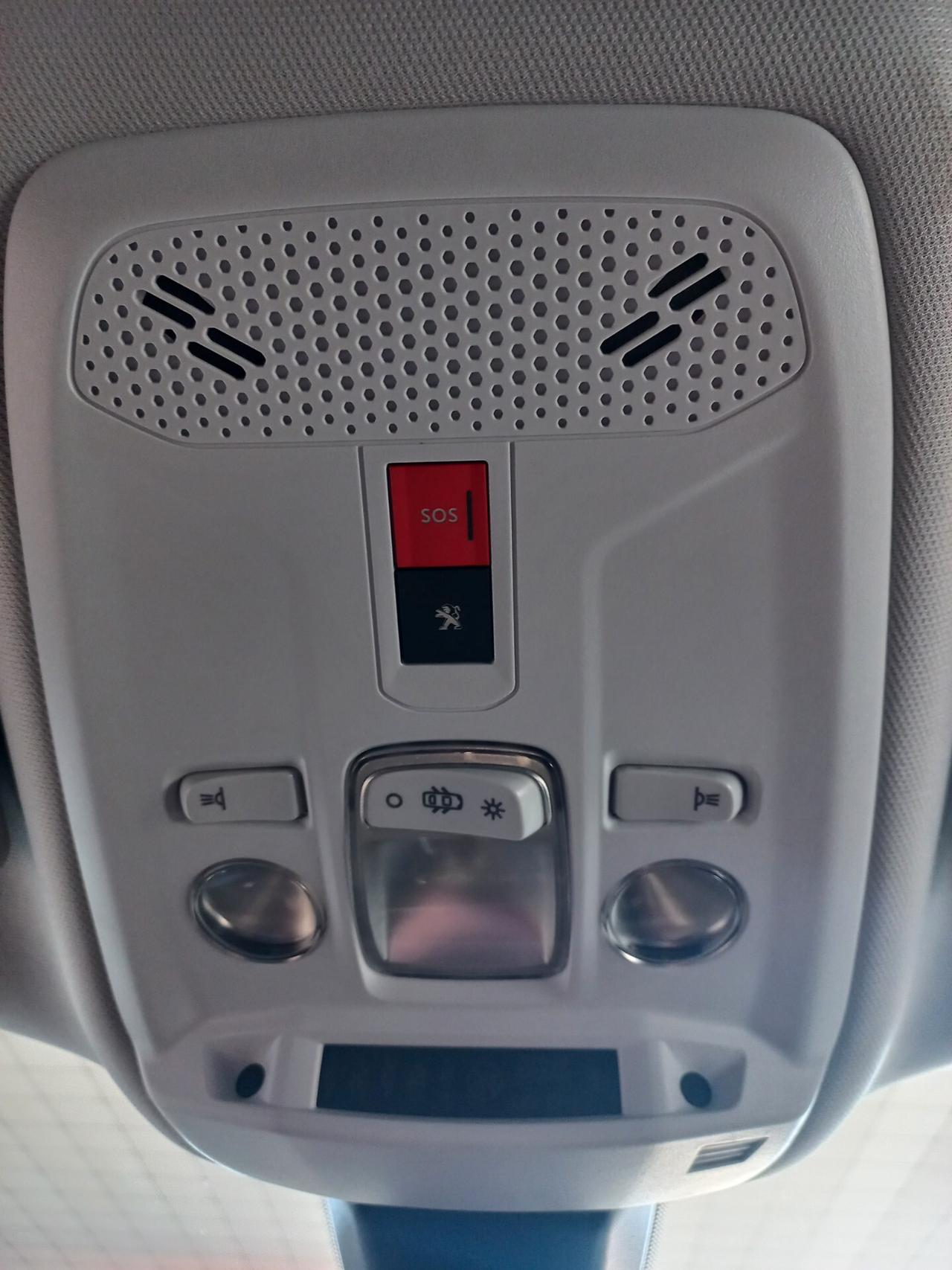 Peugeot 2008 BlueHDi 130 S&S EAT8 Allure Pack