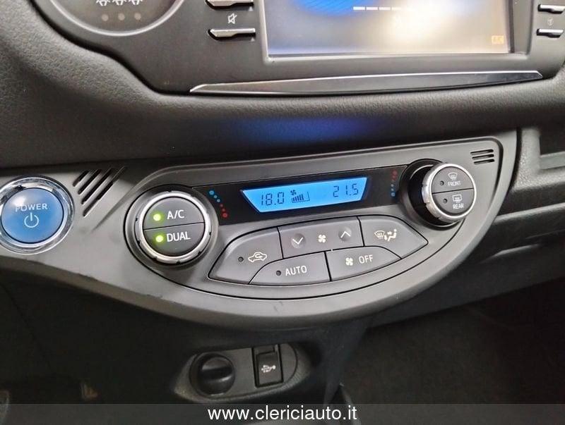 Toyota Yaris 1.5 Hybrid 5 porte Style (TETTO PAN.)