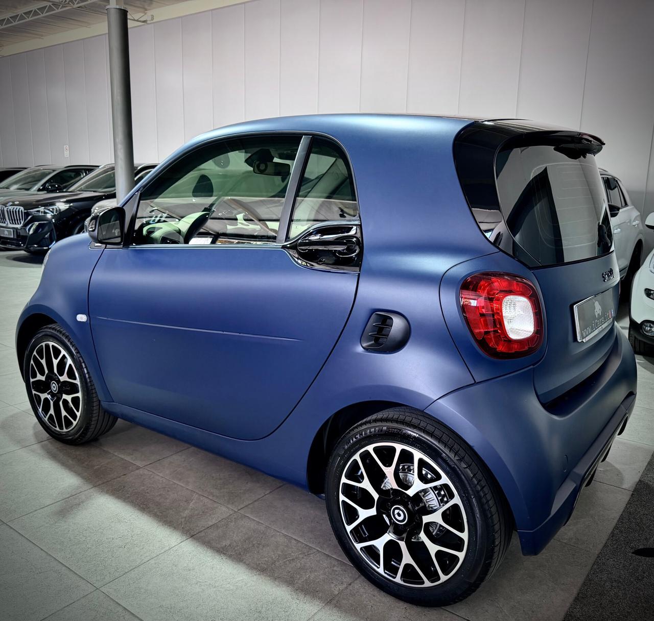 Smart Fortwo 1.0 70CV Twinamic GPL Customized