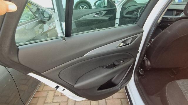 OPEL Insignia 1.5 Turbo S&S Sports Tourer Advance