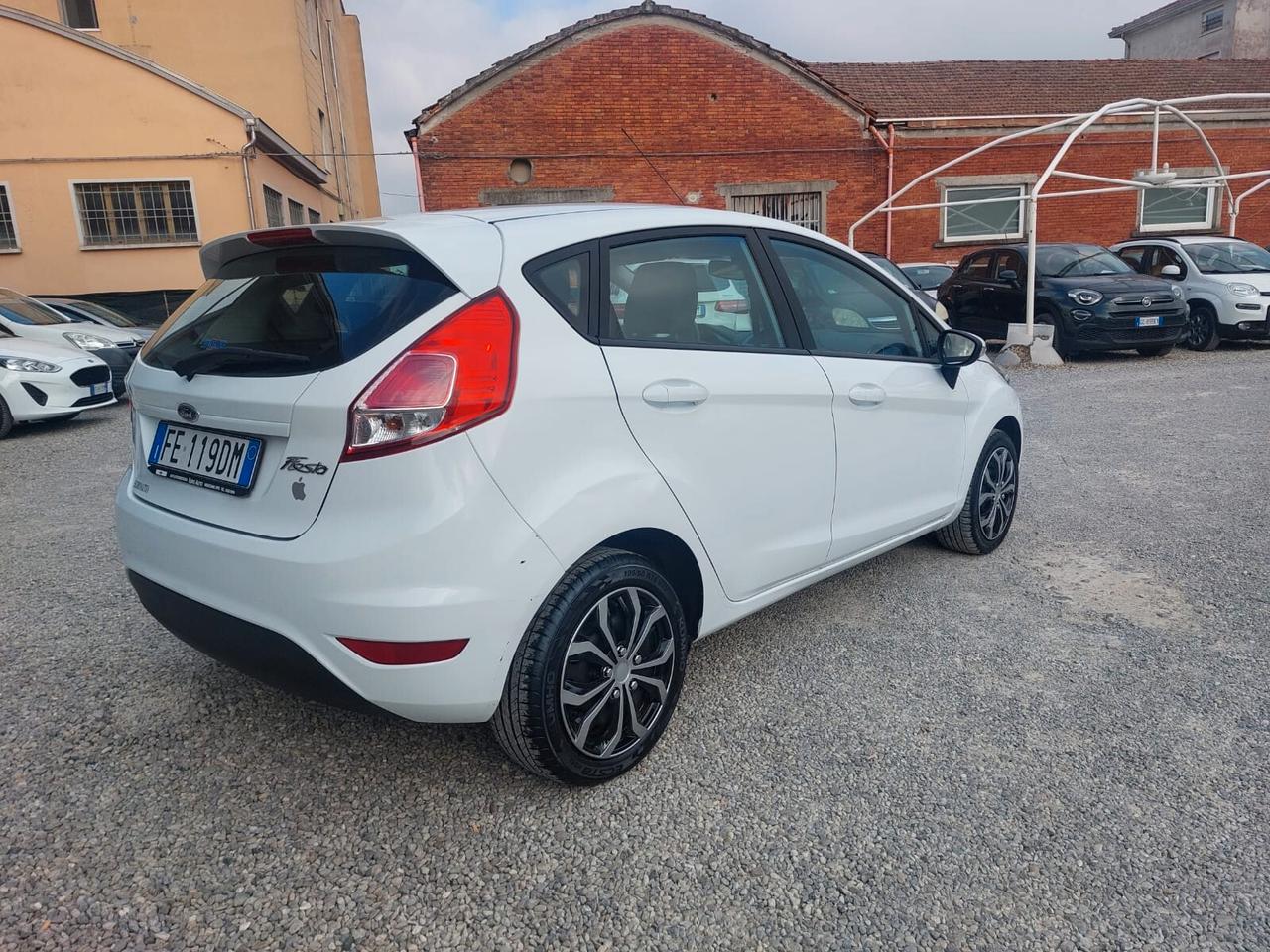 Ford Fiesta 1.4 5p. Bz.- GPL Titanium GPL CASA MADRE