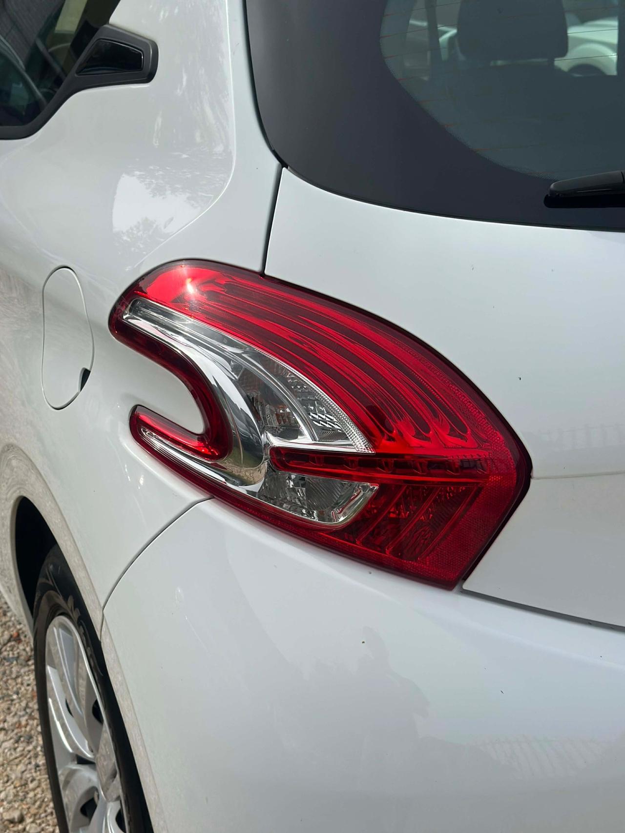 Peugeot 208 5p. ACTIVE KMCERT GARANZ
