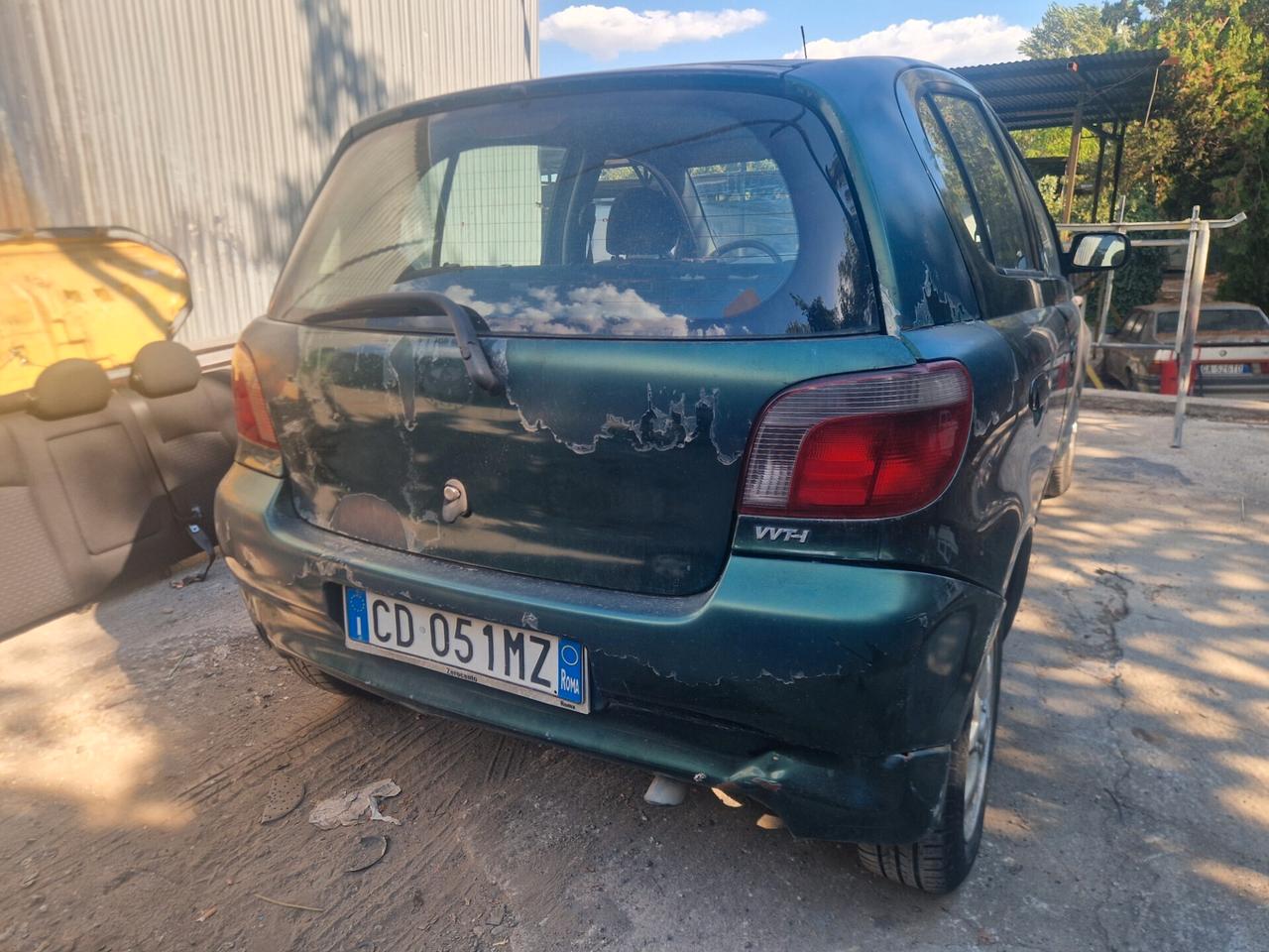 Toyota Yaris 1.0 4 cilindri Gpl valido fino al 2033