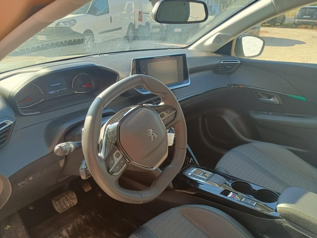 Peugeot 208 1.2 100cv EAT8 Allure Pack